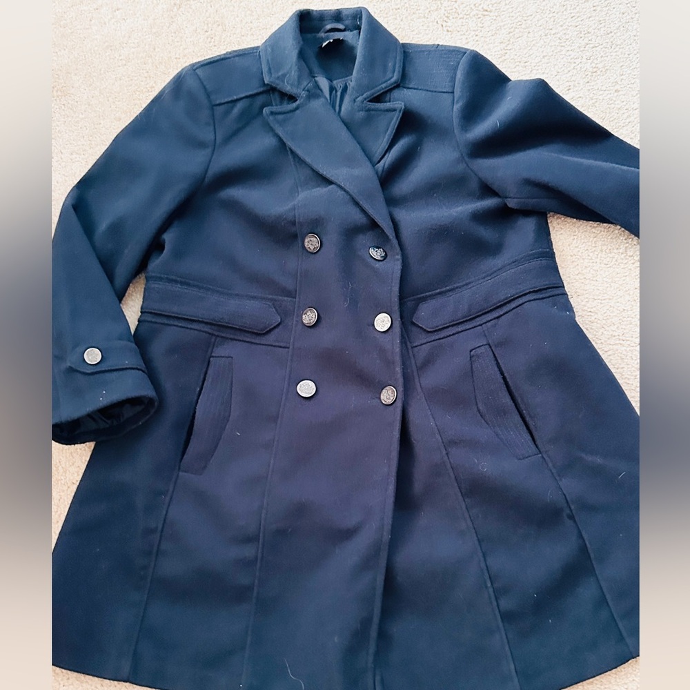 Sophisticated Navy Blue Double-Breasted Women's Pea Coat